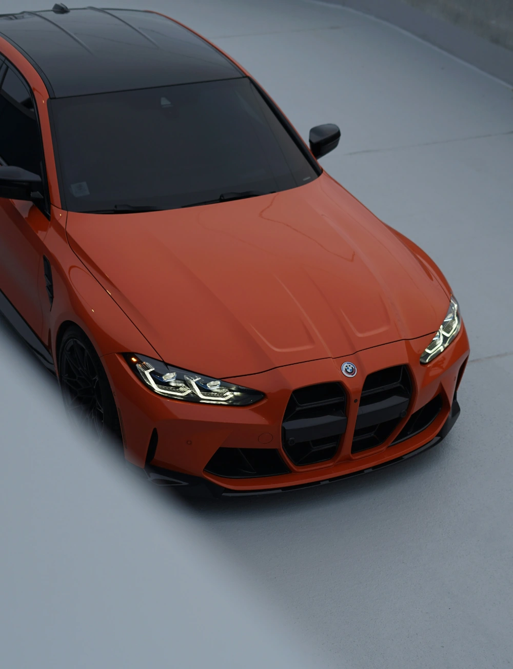 Buy new car image credit kenan-kukalj-lv6_DoOvv5s-unsplash Buy new car
